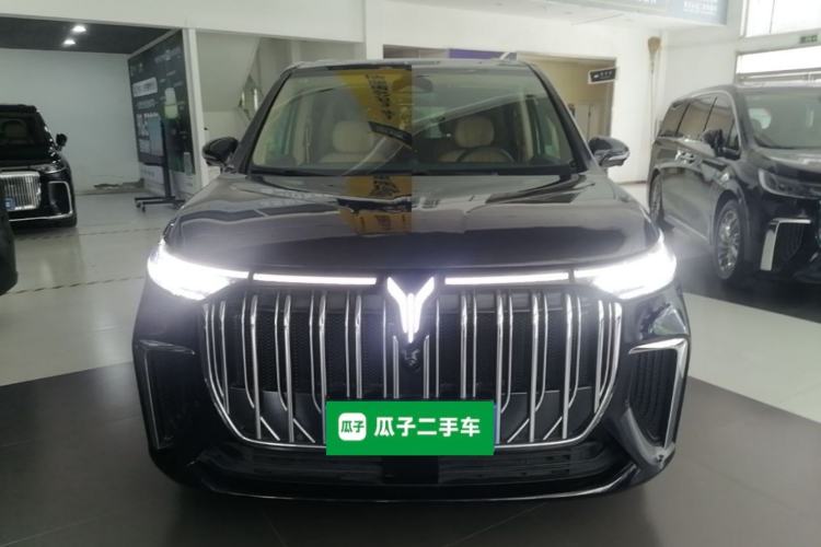 Used VOYAH Dream 2024 PHEV Ultra-Long Range Flagship Edition Front