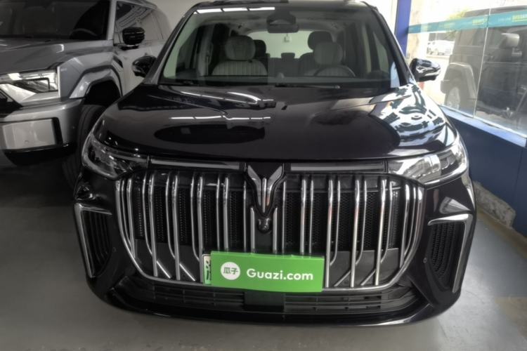 Used VOYAH Dream 2024 PHEV Ultra-Long Range Flagship Edition Front