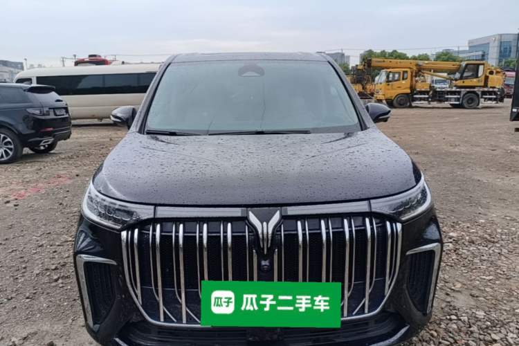 Used VOYAH Dream 2024 PHEV Extended-Range Premium Edition Front