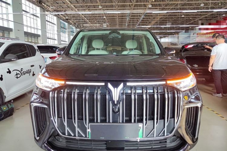 Used VOYAH Dream 2024 PHEV Ultra-Long Range Flagship Edition Front