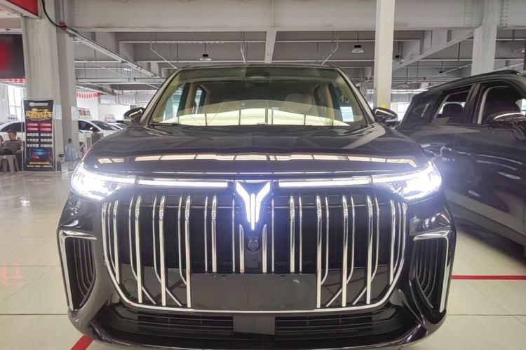 Used VOYAH Dream 2024 PHEV Extended-Range Premium Edition Front