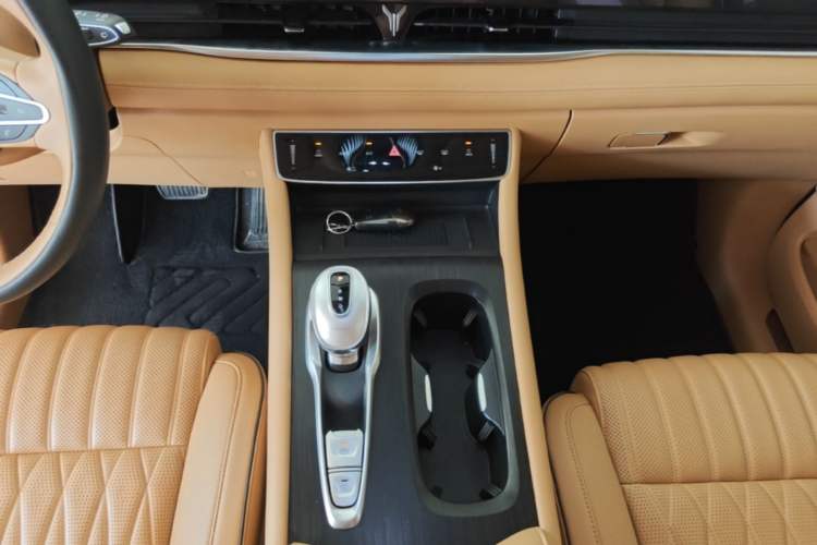 Used VOYAH Dream 2024 PHEV Ultra-Long Range Flagship Edition Gear Lever