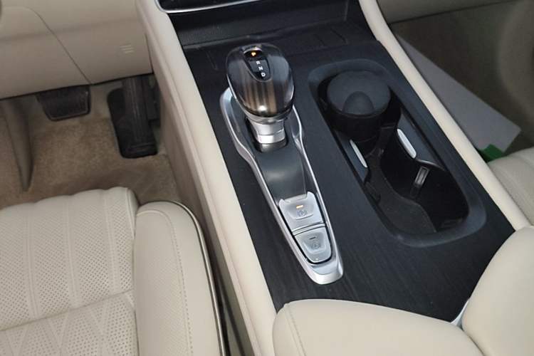 Used VOYAH Dream 2024 PHEV Ultra-Long Range Flagship Edition Gear Lever