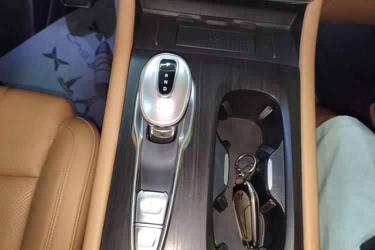 Used VOYAH Dream 2024 PHEV Extended-Range Premium Edition Gear Lever