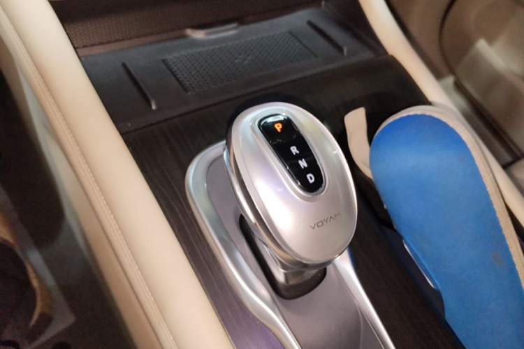 Used VOYAH Dream 2024 PHEV Ultra-Long Range Flagship Edition Gear Lever