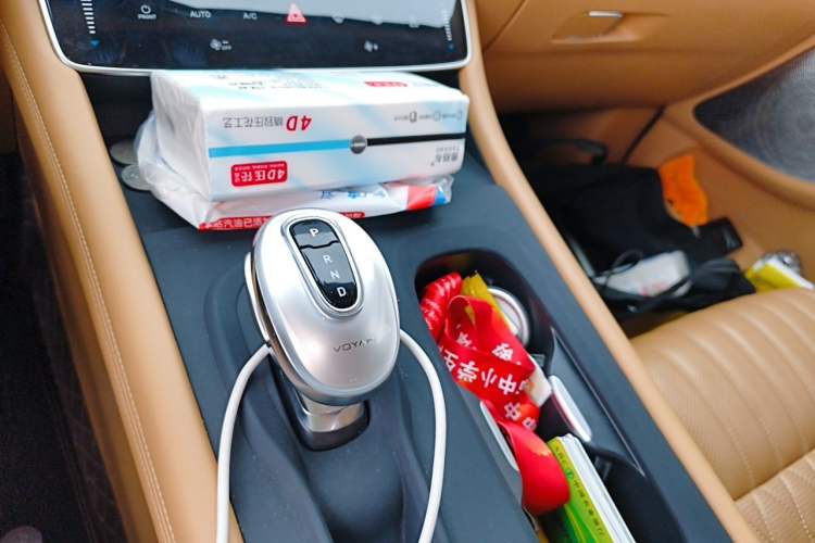 Used VOYAH Dream 2024 PHEV Ultra-Long Range Flagship Edition Gear Lever