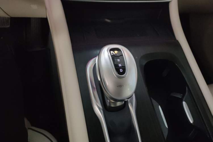 Used VOYAH Dream 2024 EV Long-Range Flagship Edition Gear Lever