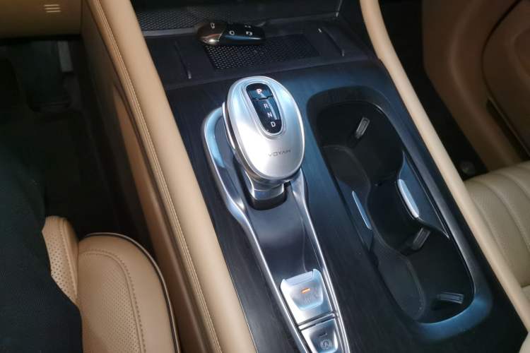 Used VOYAH Dream 2024 PHEV Ultra-Long Range Flagship Edition Gear Lever