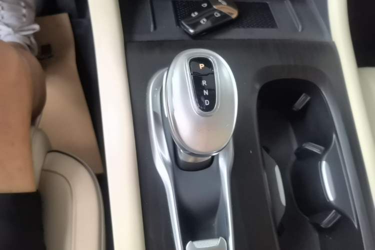 Used VOYAH Dream 2024 PHEV Ultra-Long Range Flagship Edition Gear Lever