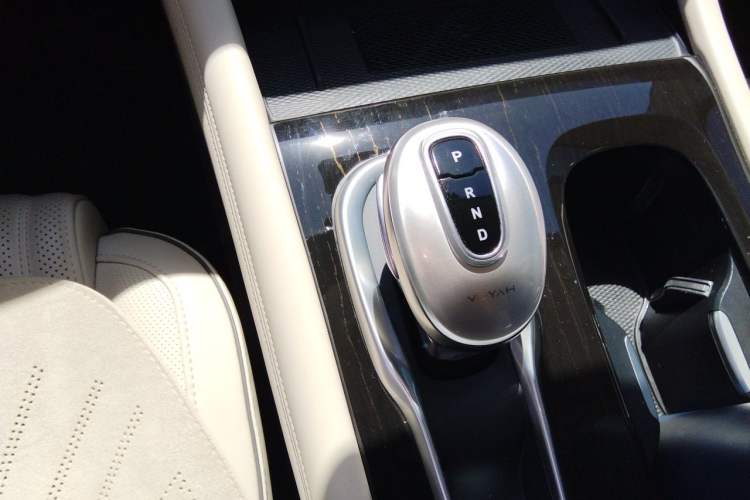 Used VOYAH Dream 2024 PHEV Ultra-Long Range Flagship Edition Gear Lever