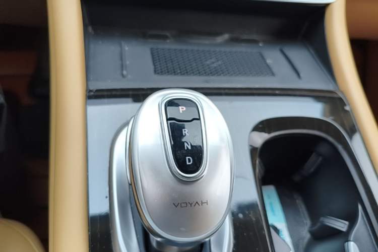 Used VOYAH Dream 2024 PHEV Extended-Range Premium Edition Gear Lever