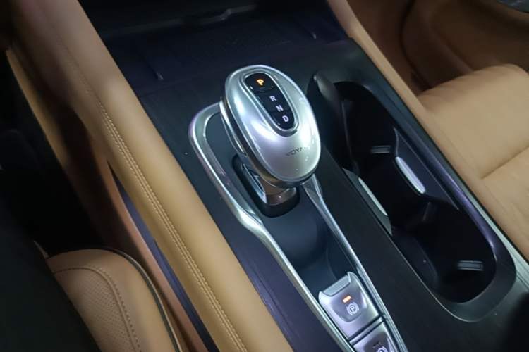 Used VOYAH Dream 2024 PHEV Ultra-Long Range Flagship Edition Gear Lever