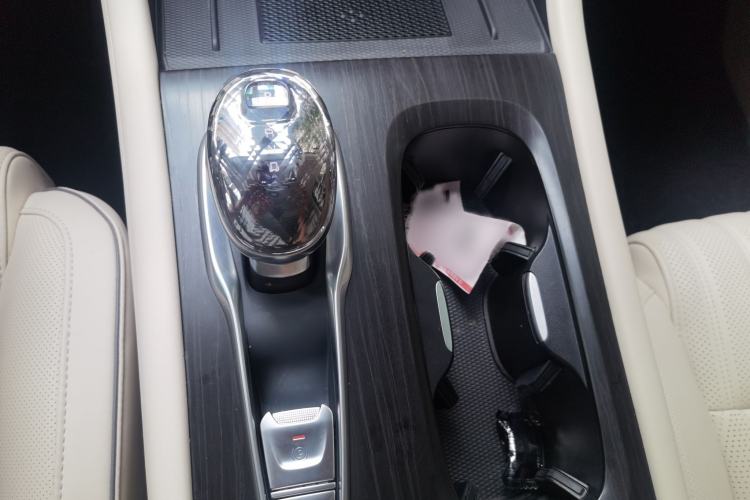 Used VOYAH Dream 2024 PHEV Ultra-Long Range Flagship Edition Gear Lever