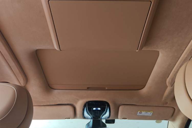 Used VOYAH Dream 2024 PHEV Ultra-Long Range Flagship Edition Headliner