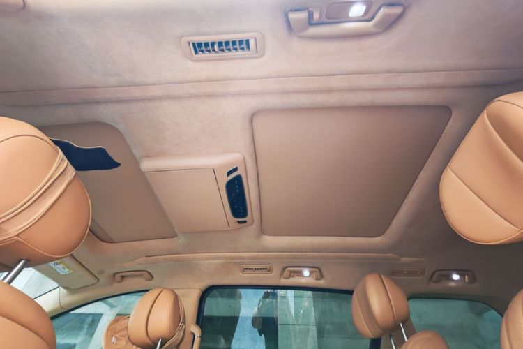 Used VOYAH Dream 2024 PHEV Ultra-Long Range Flagship Edition Headliner
