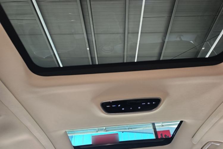 Used VOYAH Dream 2024 PHEV Extended-Range Premium Edition Headliner