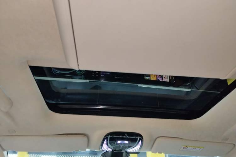 Used VOYAH Dream 2024 PHEV Ultra-Long Range Flagship Edition Headliner