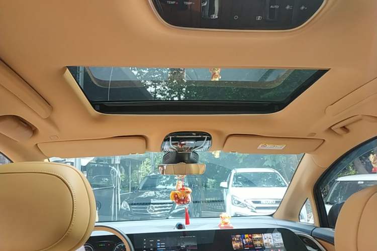 Used VOYAH Dream 2024 PHEV Extended-Range Premium Edition Headliner