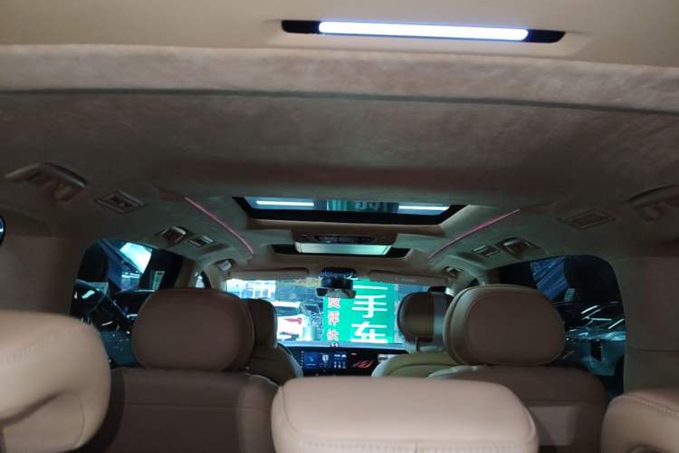 Used VOYAH Dream 2024 PHEV Ultra-Long Range Flagship Edition Headliner