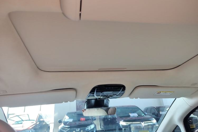 Used VOYAH Dream 2024 PHEV Ultra-Long Range Flagship Edition Headliner