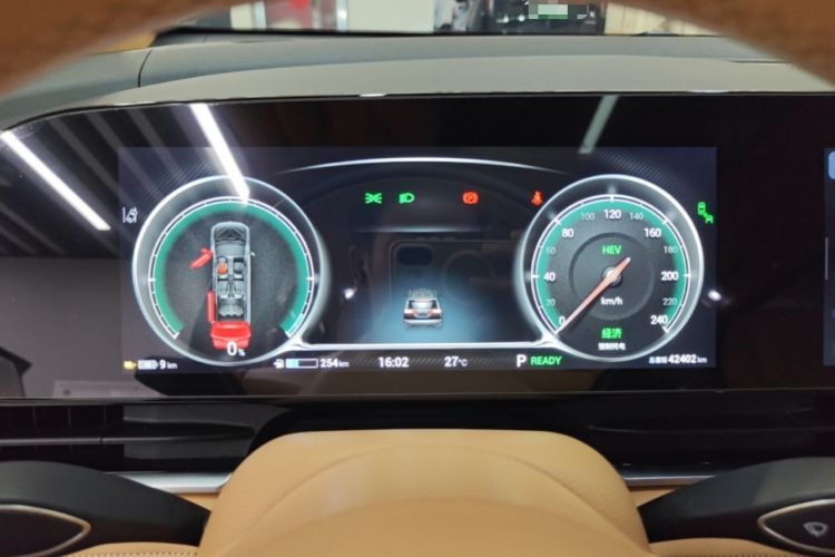 Used VOYAH Dream 2024 PHEV Extended-Range Premium Edition Instrument Cluster