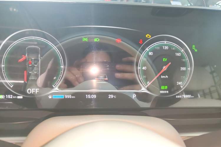 Used VOYAH Dream 2024 PHEV Ultra-Long Range Flagship Edition Instrument Cluster