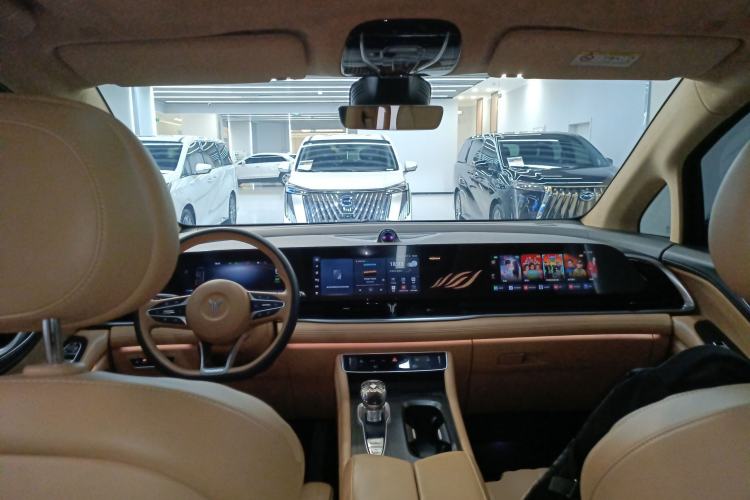 Used VOYAH Dream 2024 PHEV Ultra-Long Range Flagship Edition Interior 2