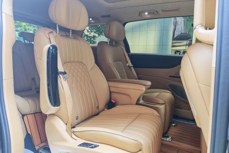 Used VOYAH Dream 2024 PHEV Ultra-Long Range Flagship Edition Interior 3