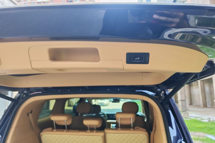 Used VOYAH Dream 2024 PHEV Ultra-Long Range Flagship Edition Interior 6