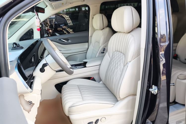Used VOYAH Dream 2024 PHEV Ultra-Long Range Flagship Edition Left Front Seat
