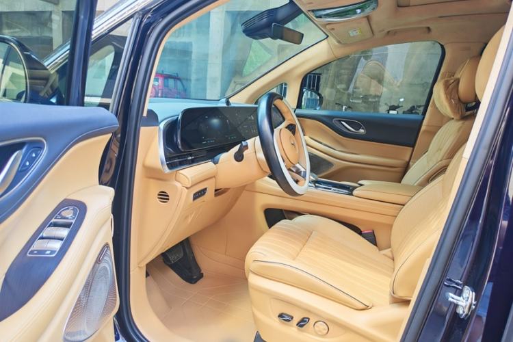 Used VOYAH Dream 2024 PHEV Ultra-Long Range Flagship Edition Left Front Seat