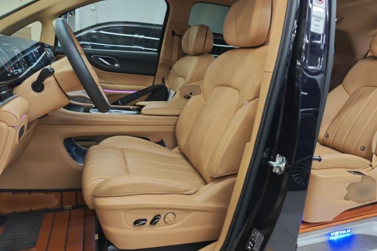 Used VOYAH Dream 2024 PHEV Extended-Range Premium Edition Left Front Seat