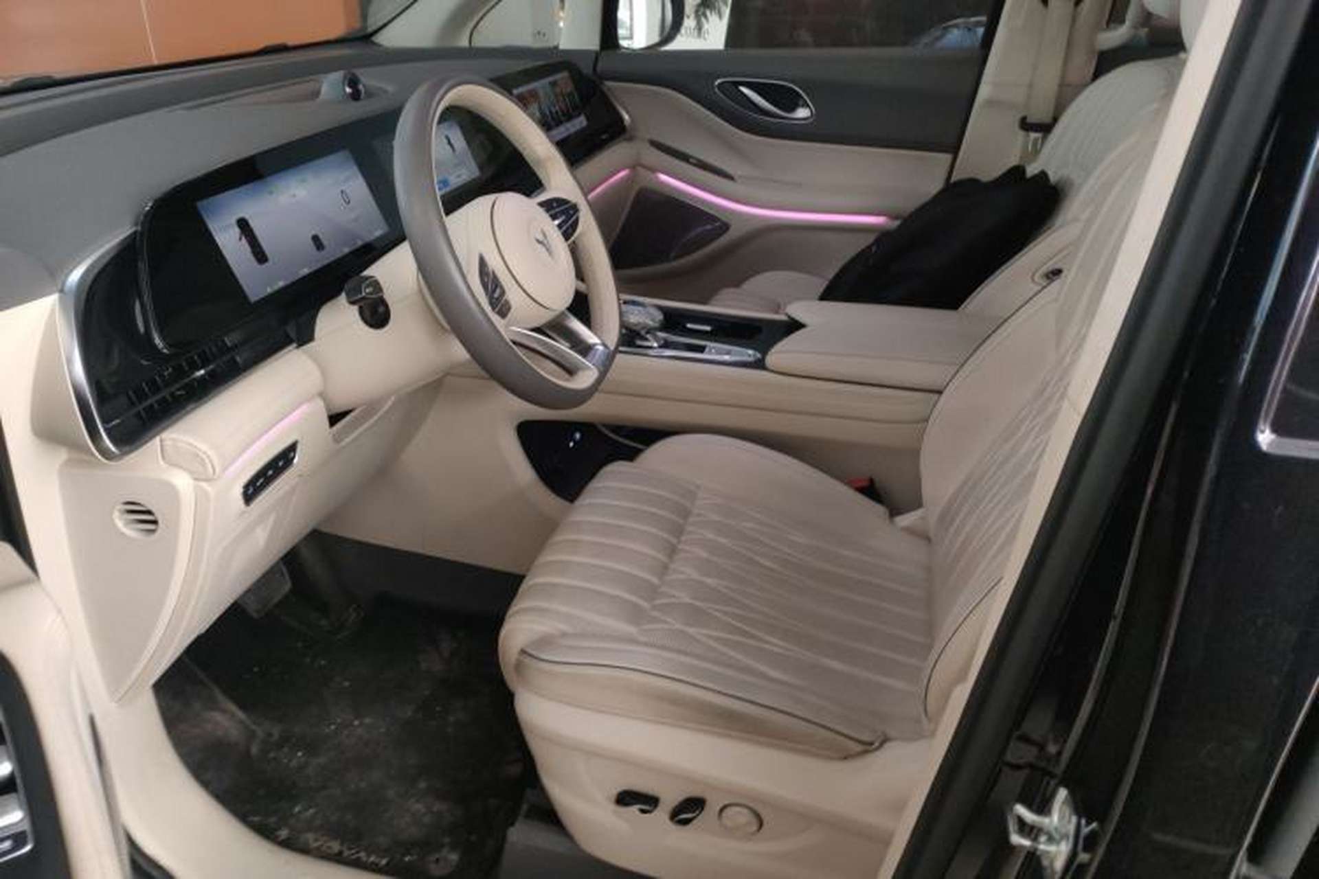 Used VOYAH Dream 2024 EV Long-Range Flagship Edition Left Front Seat