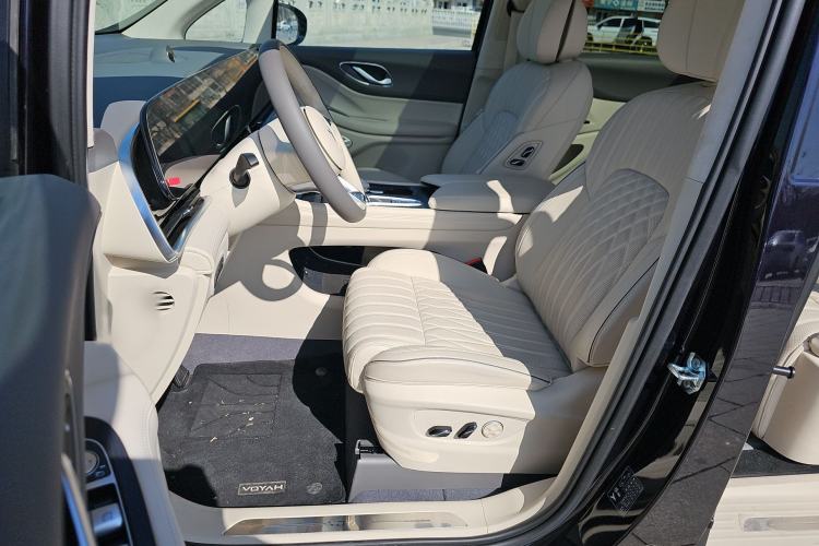Used VOYAH Dream 2024 PHEV Ultra-Long Range Flagship Edition Left Front Seat