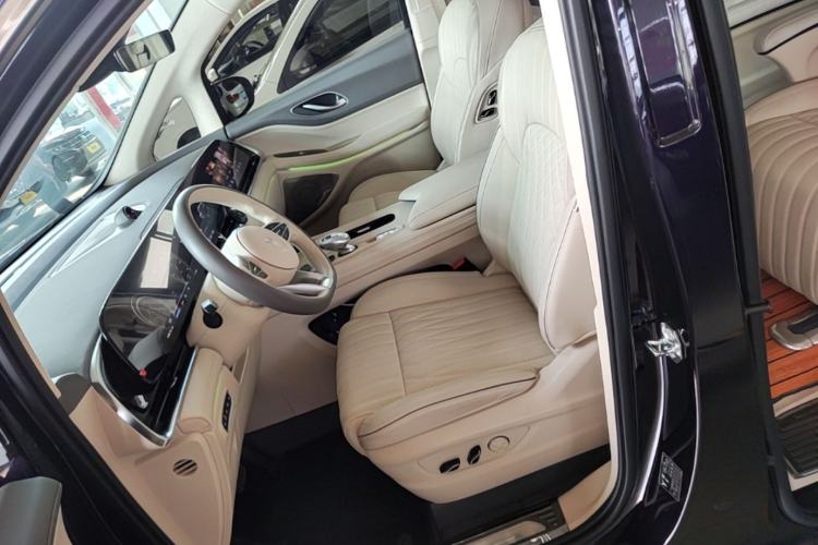 Used VOYAH Dream 2024 PHEV Ultra-Long Range Flagship Edition Left Front Seat