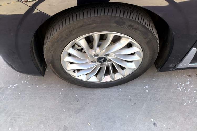 Used VOYAH Dream 2024 PHEV Extended-Range Premium Edition Left Front Wheel Hub