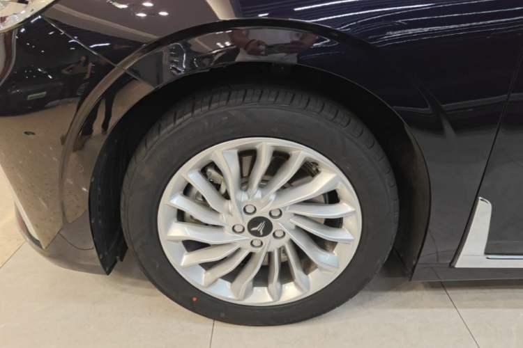Used VOYAH Dream 2024 PHEV Extended-Range Premium Edition Left Front Wheel Hub