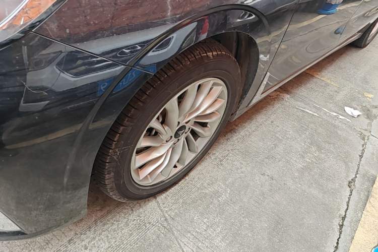 Used VOYAH Dream 2024 EV Long-Range Premium Edition Left Front Wheel Hub