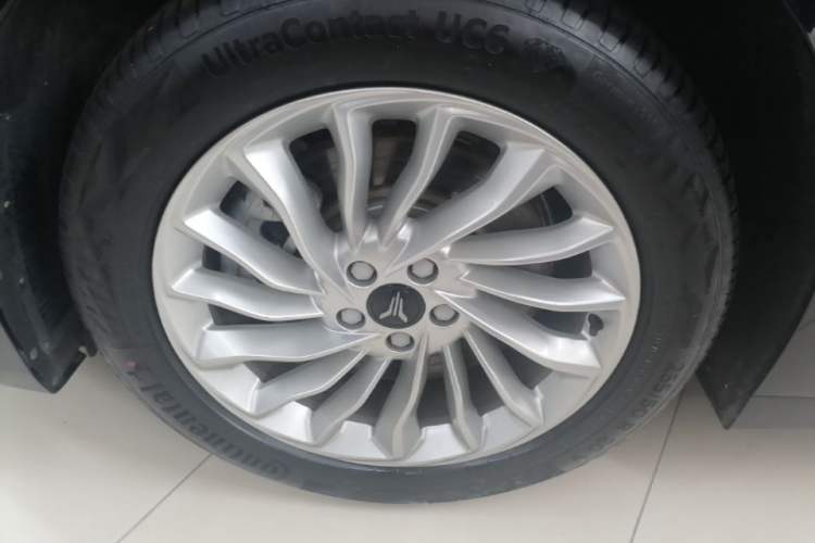 Used VOYAH Dream 2024 PHEV Extended-Range Premium Edition Left Front Wheel Hub