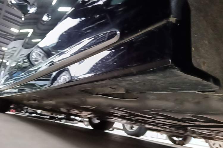 Used VOYAH Dream 2024 PHEV Extended-Range Premium Edition Left Side Sill