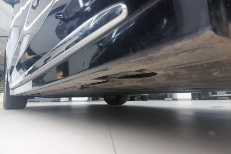 Used VOYAH Dream 2024 PHEV Extended-Range Premium Edition Left Side Sill