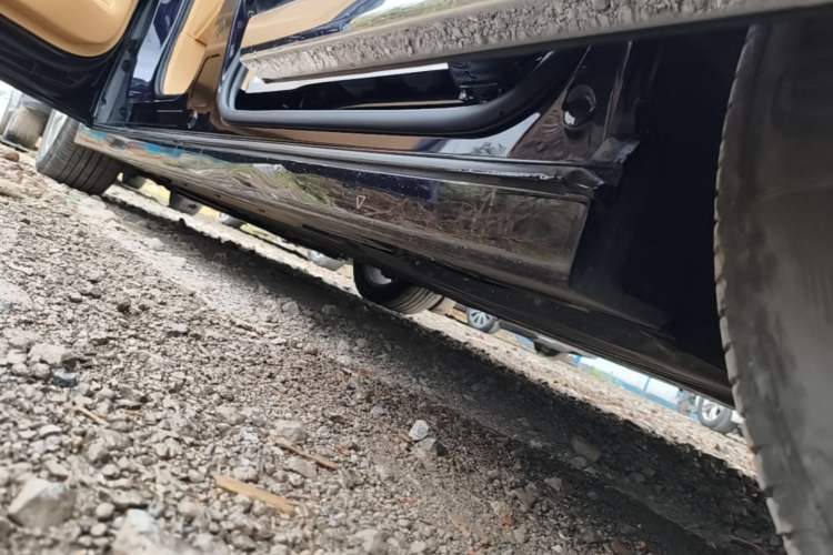 Used VOYAH Dream 2024 PHEV Extended-Range Premium Edition Left Side Sill