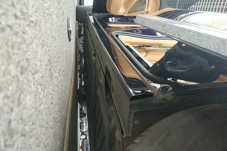 Used VOYAH Dream 2024 PHEV Extended-Range Premium Edition Left Side Sill