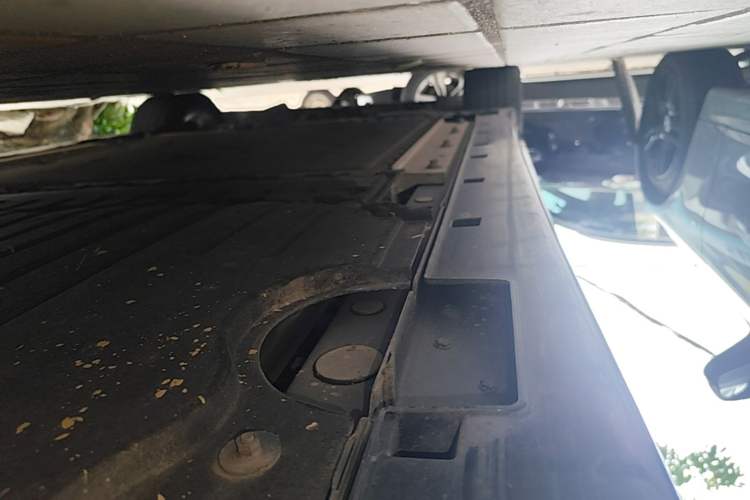 Used VOYAH Dream 2024 PHEV Extended-Range Premium Edition Left Side Sill