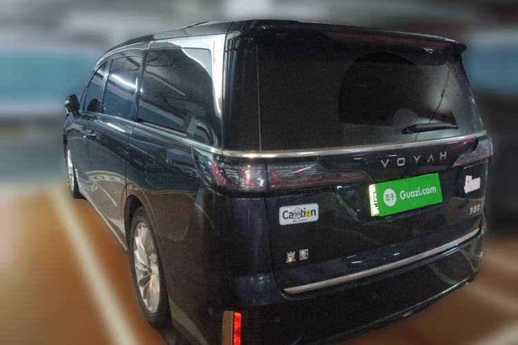 Used VOYAH Dream 2024 PHEV Extended-Range Premium Edition Rear Left 45 Deg