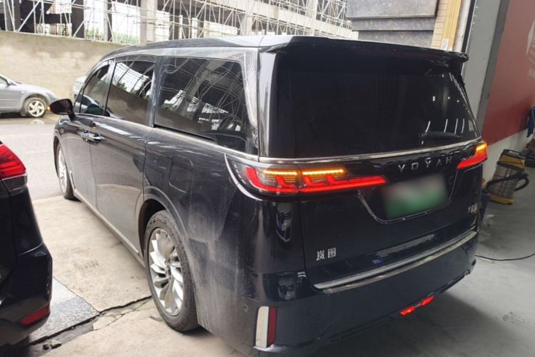 Used VOYAH Dream 2024 PHEV Extended-Range Premium Edition Rear Left 45 Deg