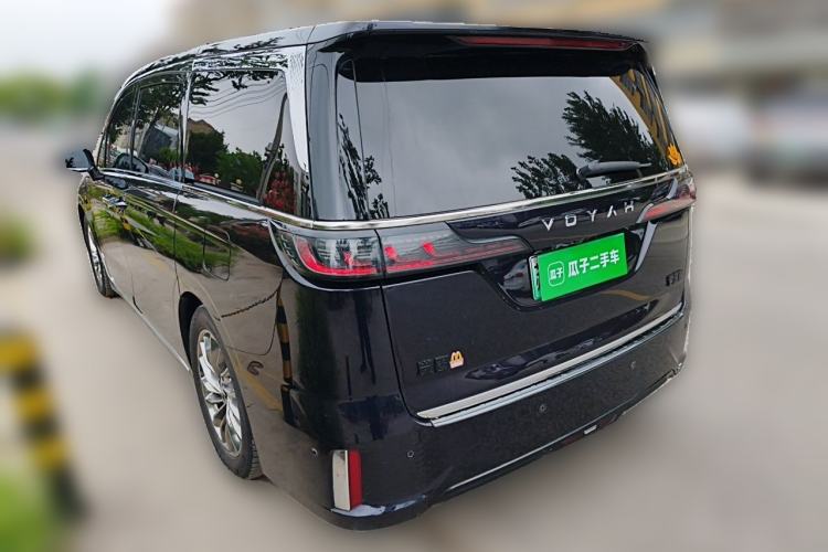 Used VOYAH Dream 2024 PHEV Ultra-Long Range Flagship Edition Rear Left 45 Deg