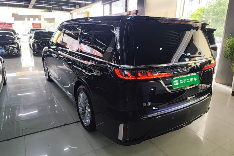 Used VOYAH Dream 2024 PHEV Extended-Range Premium Edition Rear Left 45 Deg