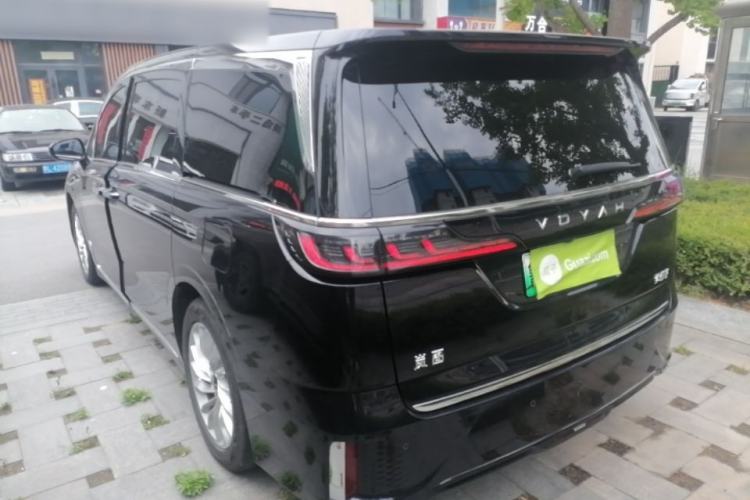 Used VOYAH Dream 2024 PHEV Extended-Range Premium Edition Rear Left 45 Deg