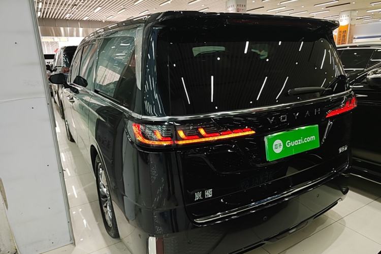 Used VOYAH Dream 2024 PHEV Ultra-Long Range Flagship Edition Rear Left 45 Deg